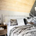 Bed & Breakfast Teddy Bear 3*
