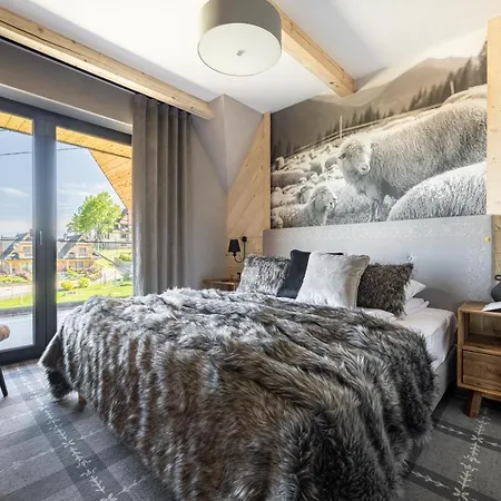 Teddy Bear Couette-café 3*