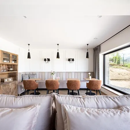Bed & Breakfast Teddy Bear 3*